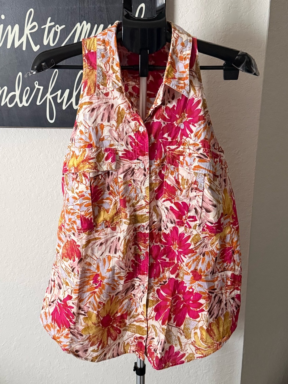 Porridge Floral Sleeveless Button-Front Top